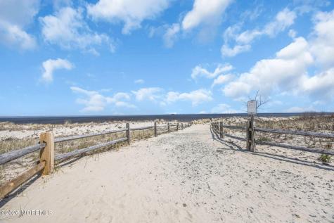 40 Golden Eye Lane Port Monmouth NJ 07758
