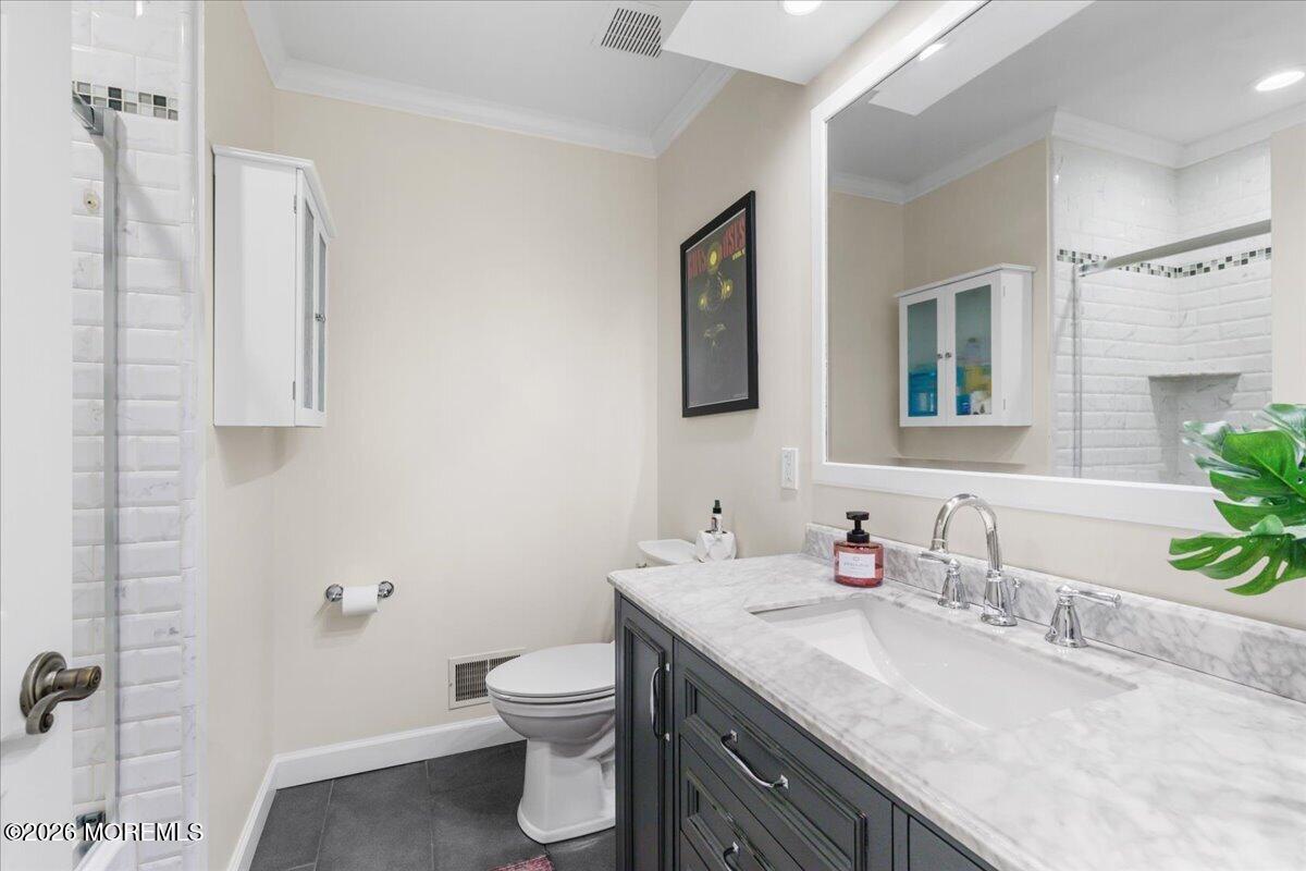 8 Waterville Road Manalapan NJ 07726