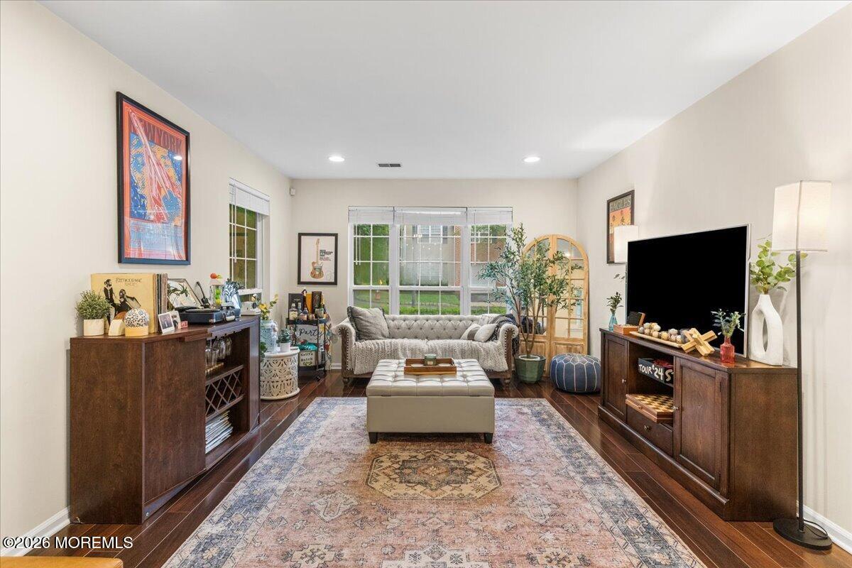 8 Waterville Road Manalapan NJ 07726