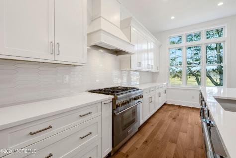 126 Eagle Way Eatontown NJ 07724