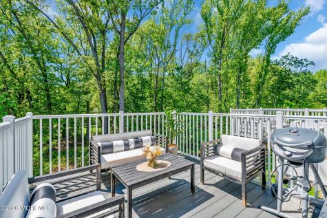 106 Arose Lane Middletown NJ 07748