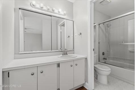 88 Wilshire Court Old Bridge NJ 08857