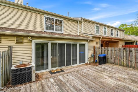 88 Wilshire Court Old Bridge NJ 08857