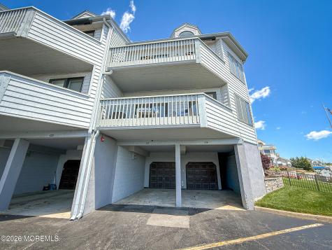123 Ashley Avenue Brielle NJ 08730
