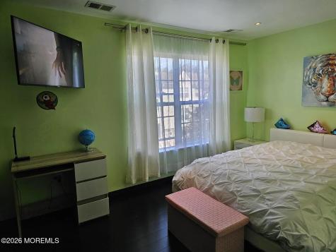 10 Russell Court Matawan NJ 07747