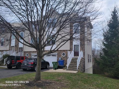 10 Russell Court Matawan NJ 07747