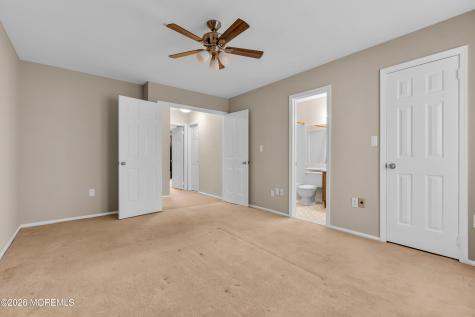 26 Duncan Way Freehold NJ 07728