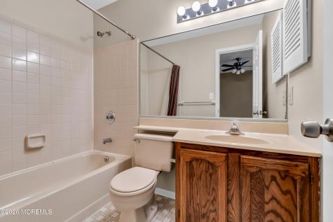 26 Duncan Way Freehold NJ 07728