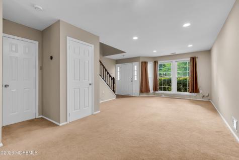 26 Duncan Way Freehold NJ 07728