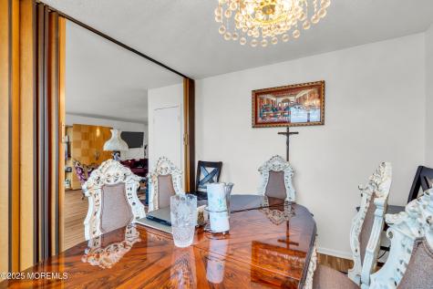 2508 Harmon Cove Tower Secaucus NJ 07094