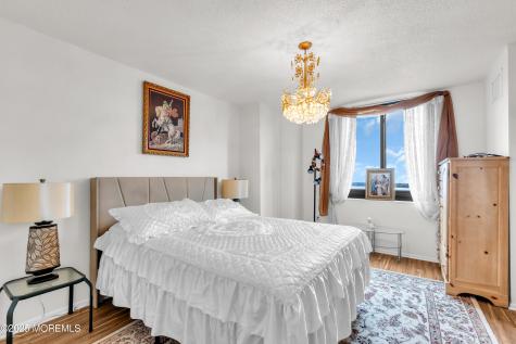 2508 Harmon Cove Tower Secaucus NJ 07094