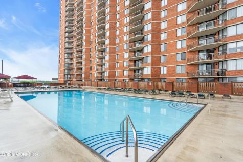 2508 Harmon Cove Tower Secaucus NJ 07094