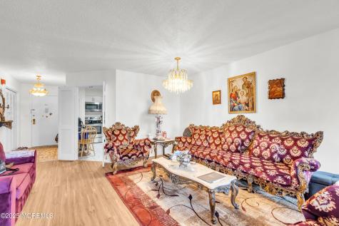 2508 Harmon Cove Tower Secaucus NJ 07094