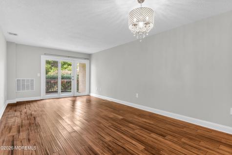32 Center Avenue Atlantic Highlands NJ 07716