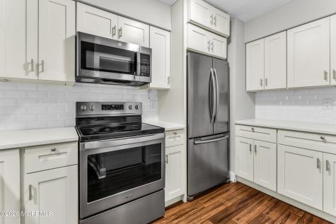 32 Center Avenue Atlantic Highlands NJ 07716
