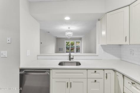 32 Center Avenue Atlantic Highlands NJ 07716