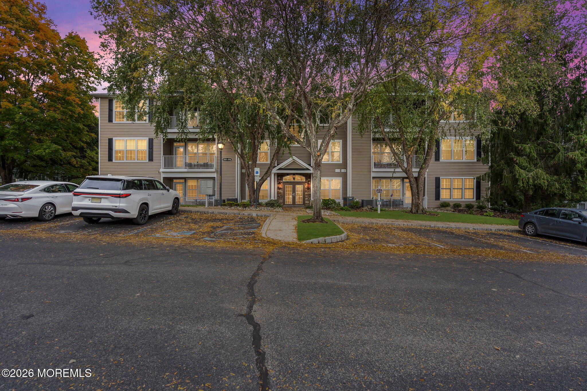 589 St Andrews Place Manalapan NJ 07726