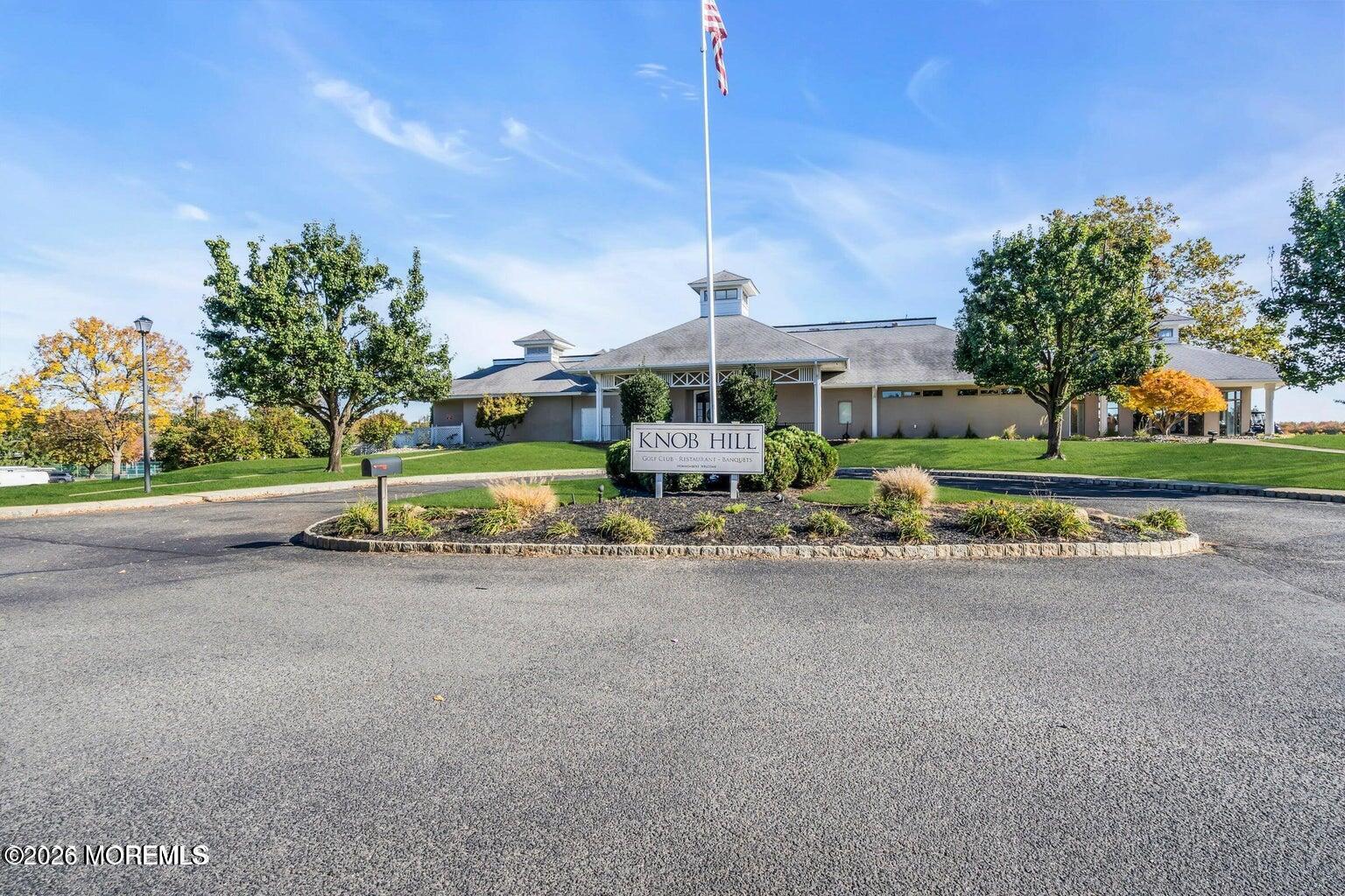 589 St Andrews Place Manalapan NJ 07726