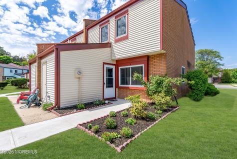 2 Foxwood Court Brick NJ 08724