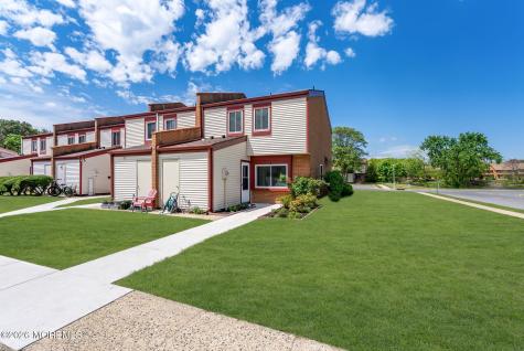 2 Foxwood Court Brick NJ 08724