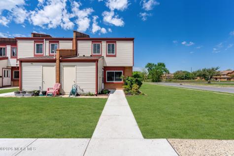 2 Foxwood Court Brick NJ 08724