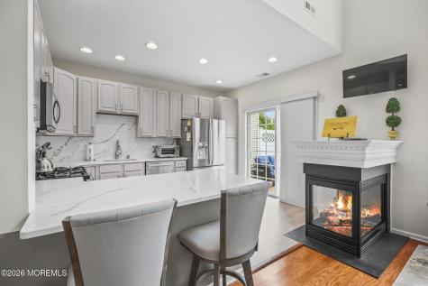 87 Deepwater Circle Manalapan NJ 07726
