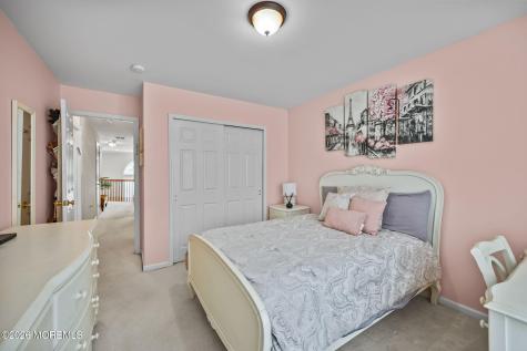 87 Deepwater Circle Manalapan NJ 07726