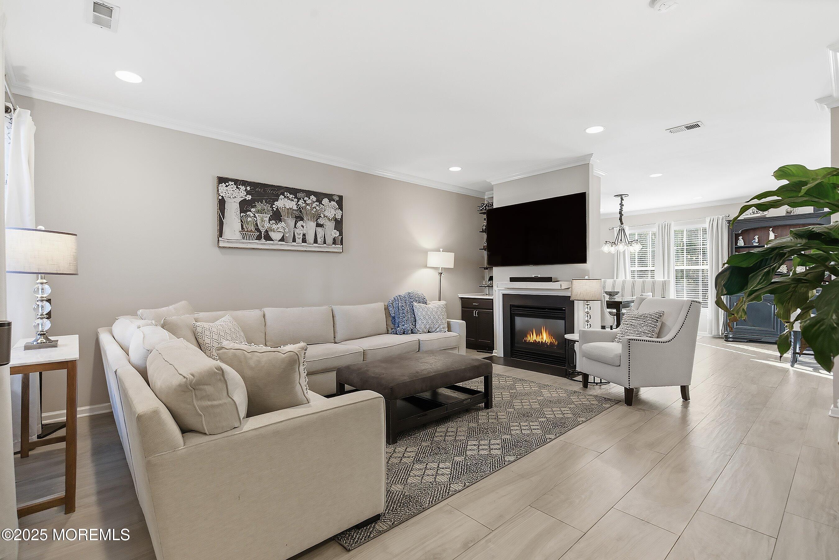 113 Persimmon Lane Holmdel NJ 07733