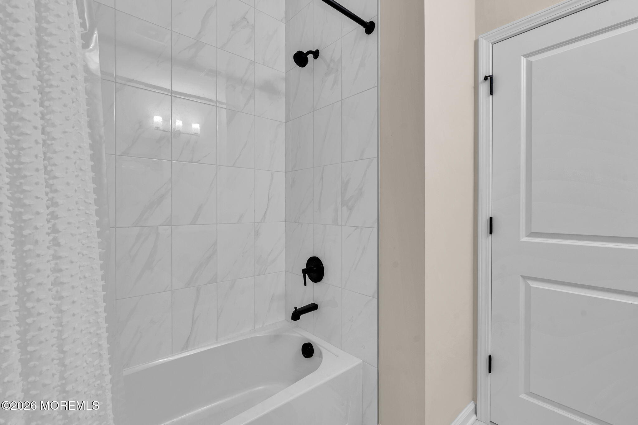 6 Chapel Lane Wall NJ 07753