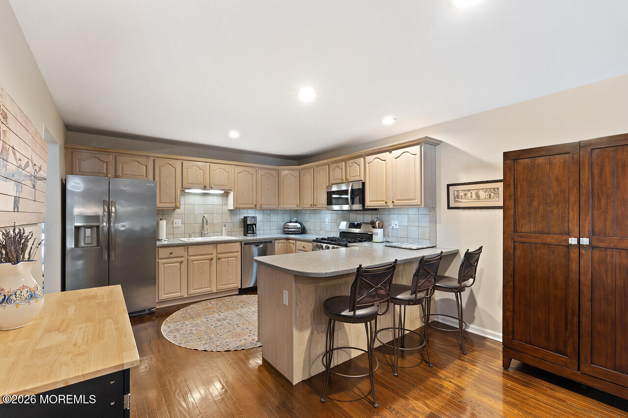 28 Hickory Lane Little Silver NJ 07739
