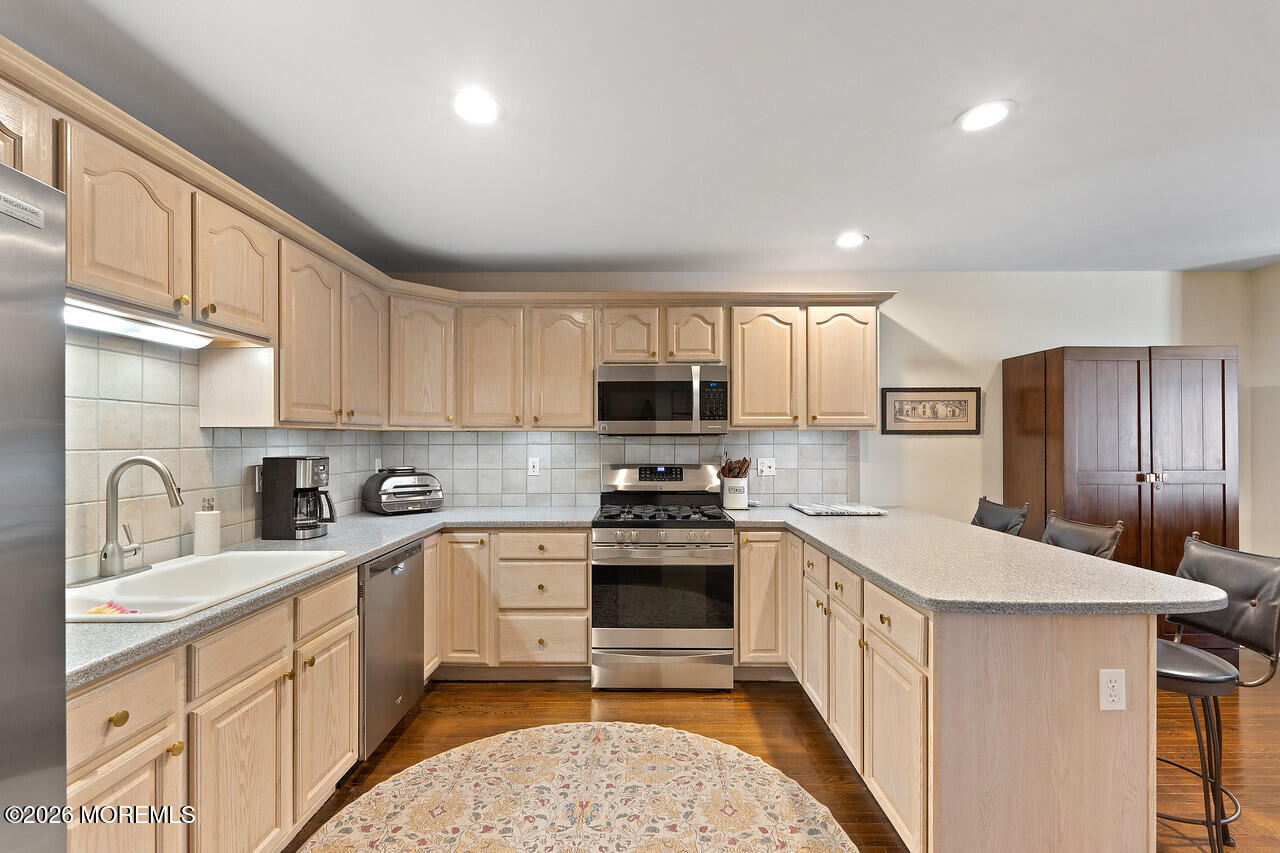 28 Hickory Lane Little Silver NJ 07739