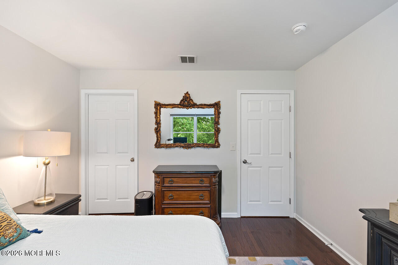 28 Hickory Lane Little Silver NJ 07739