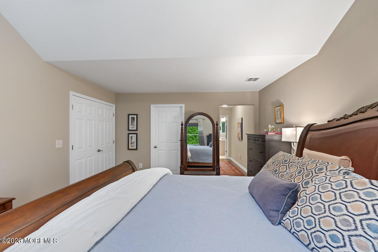 28 Hickory Lane Little Silver NJ 07739