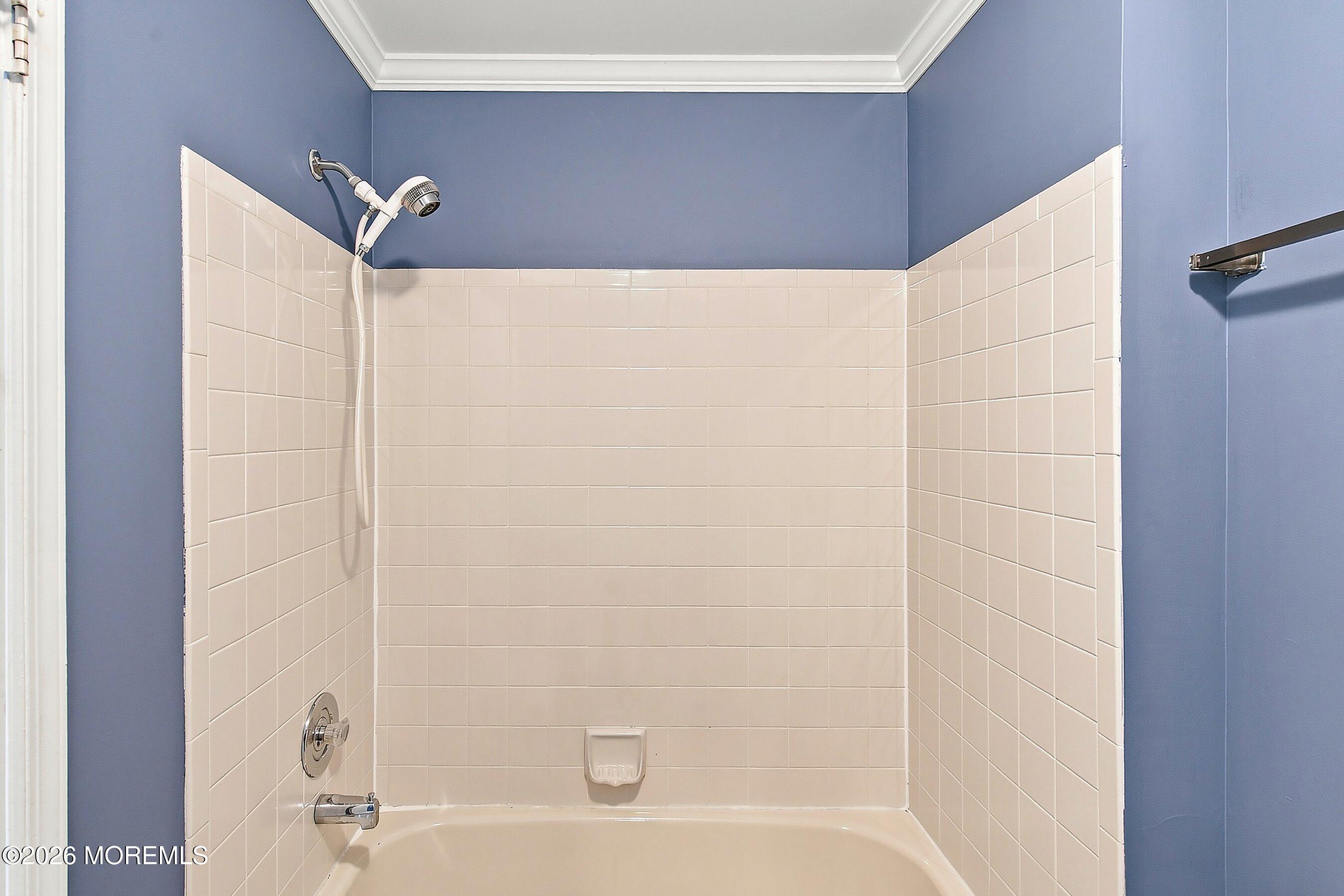 26 Malibu Drive Eatontown NJ 07724