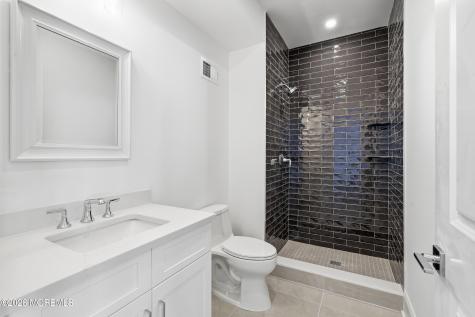 124 Eagle Way Eatontown NJ 07724