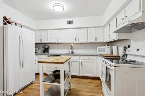 25 Meadow Avenue Monmouth Beach NJ 07750
