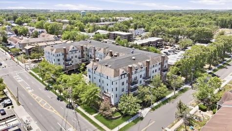 956 Madison Avenue Lakewood NJ 08701