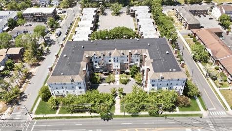 956 Madison Avenue Lakewood NJ 08701