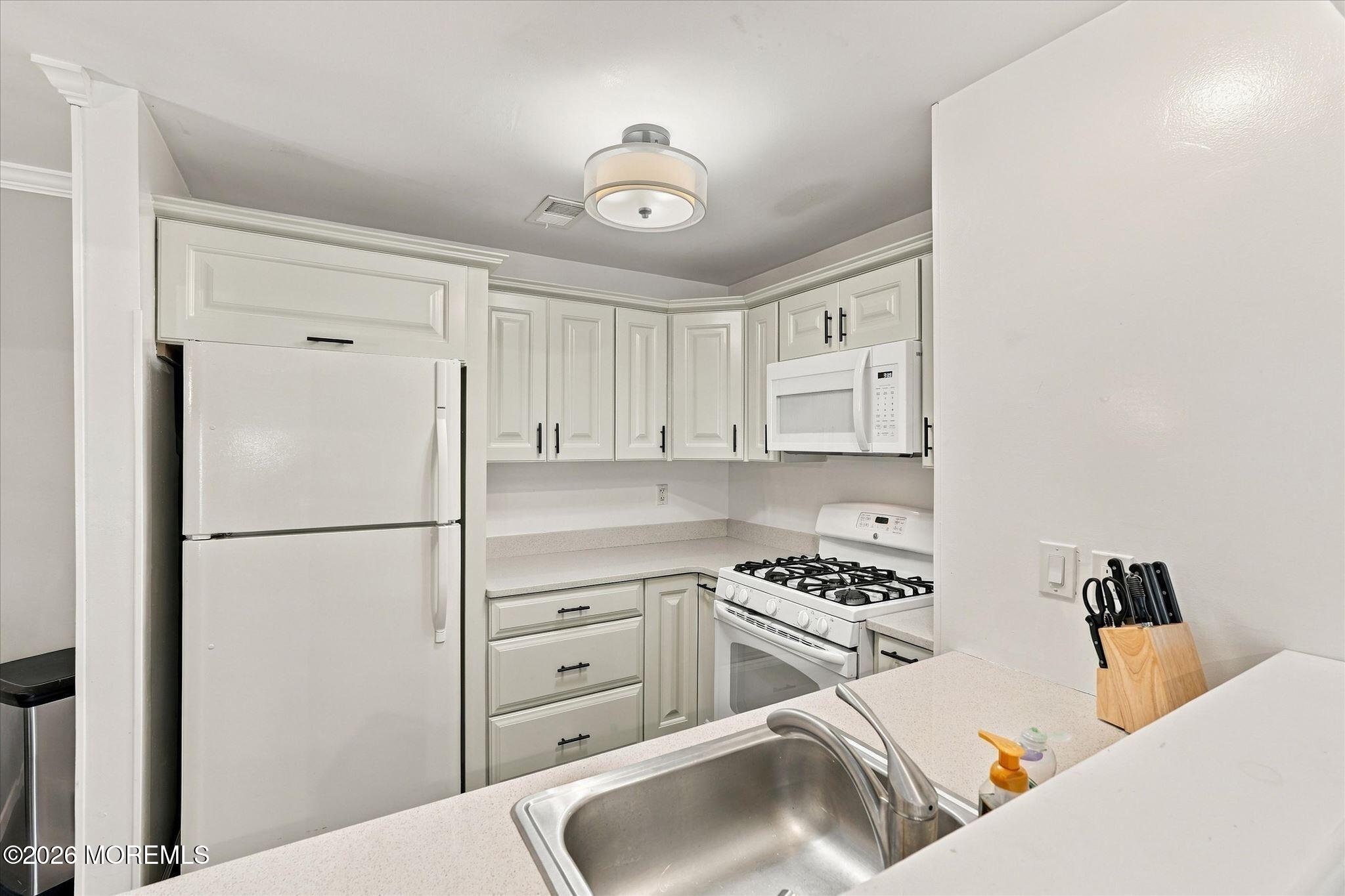 20 Gait Court Tinton Falls NJ 07753