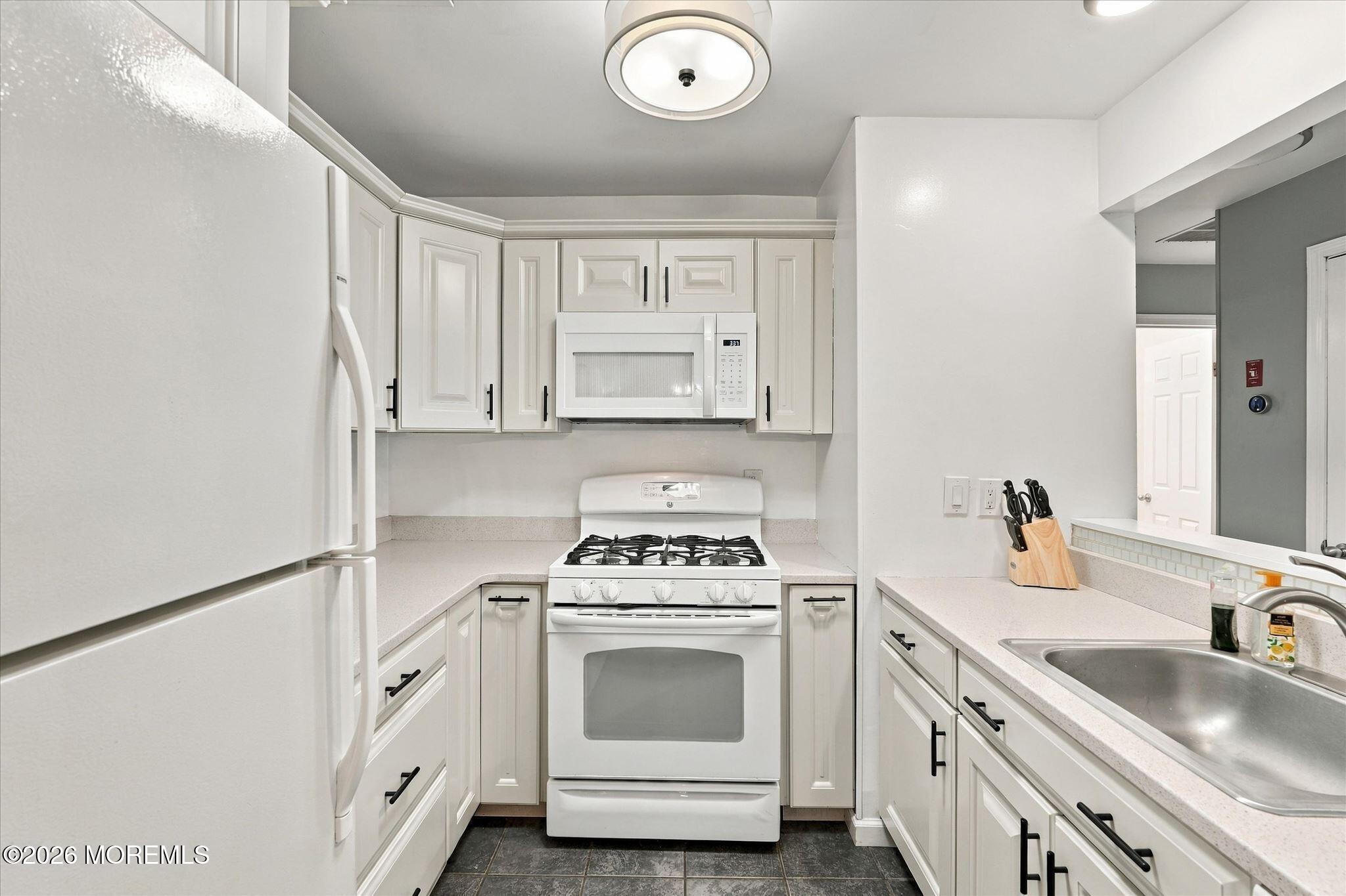 20 Gait Court Tinton Falls NJ 07753