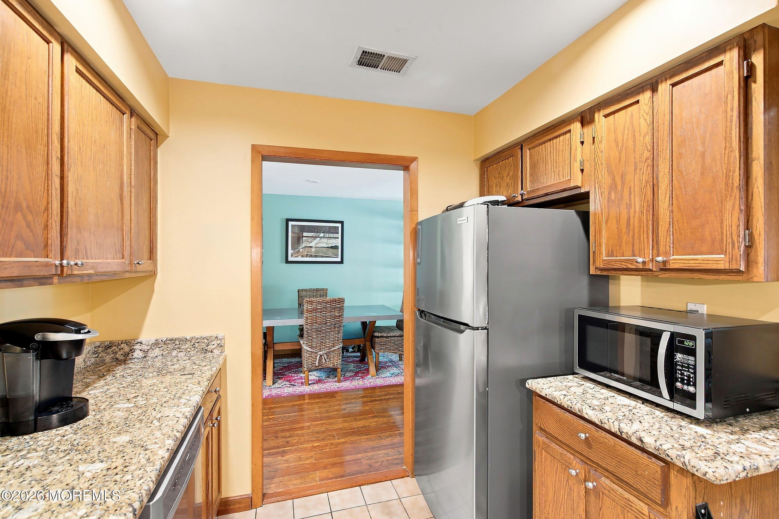 82 Wigwam Lane Tinton Falls NJ 07724