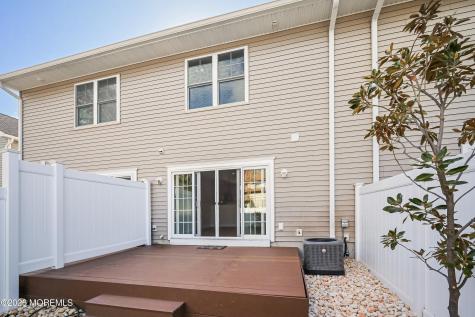 191 Chingarora Avenue Keyport NJ 07735
