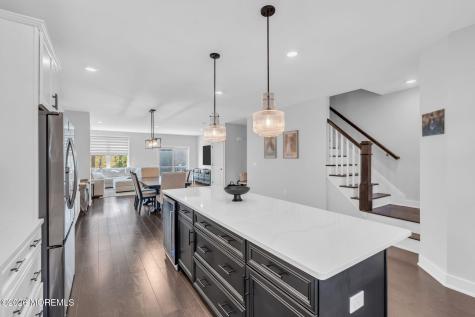 12 Raritan Cove Keyport NJ 07735