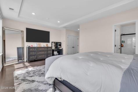 12 Raritan Cove Keyport NJ 07735