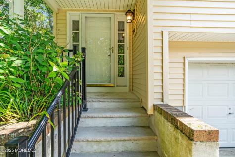 7 Hickory Court Brielle NJ 08730