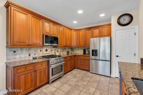 76 Demarest Drive Manalapan NJ 07726