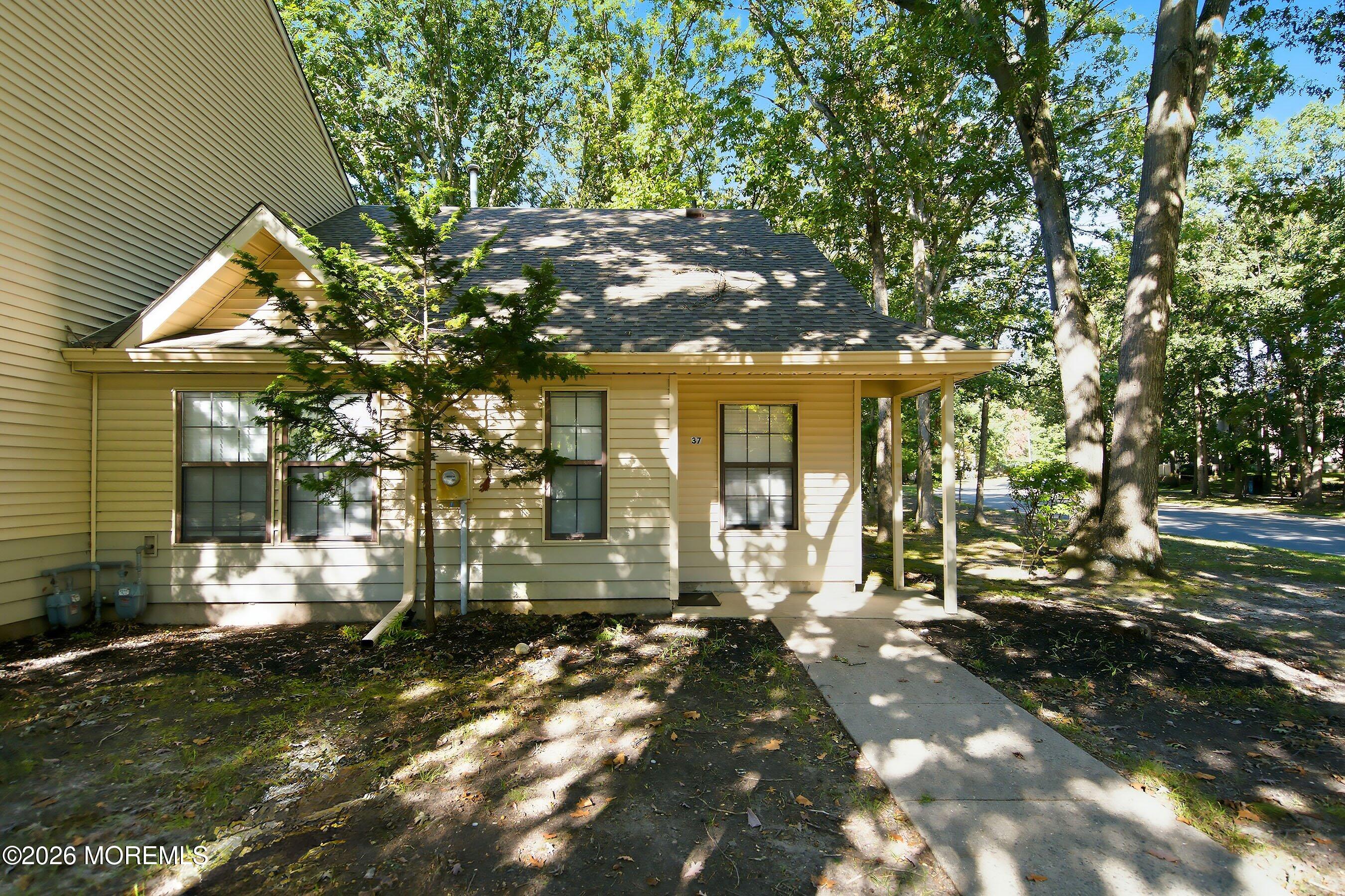 37 Azalea Circle Jackson NJ 08527