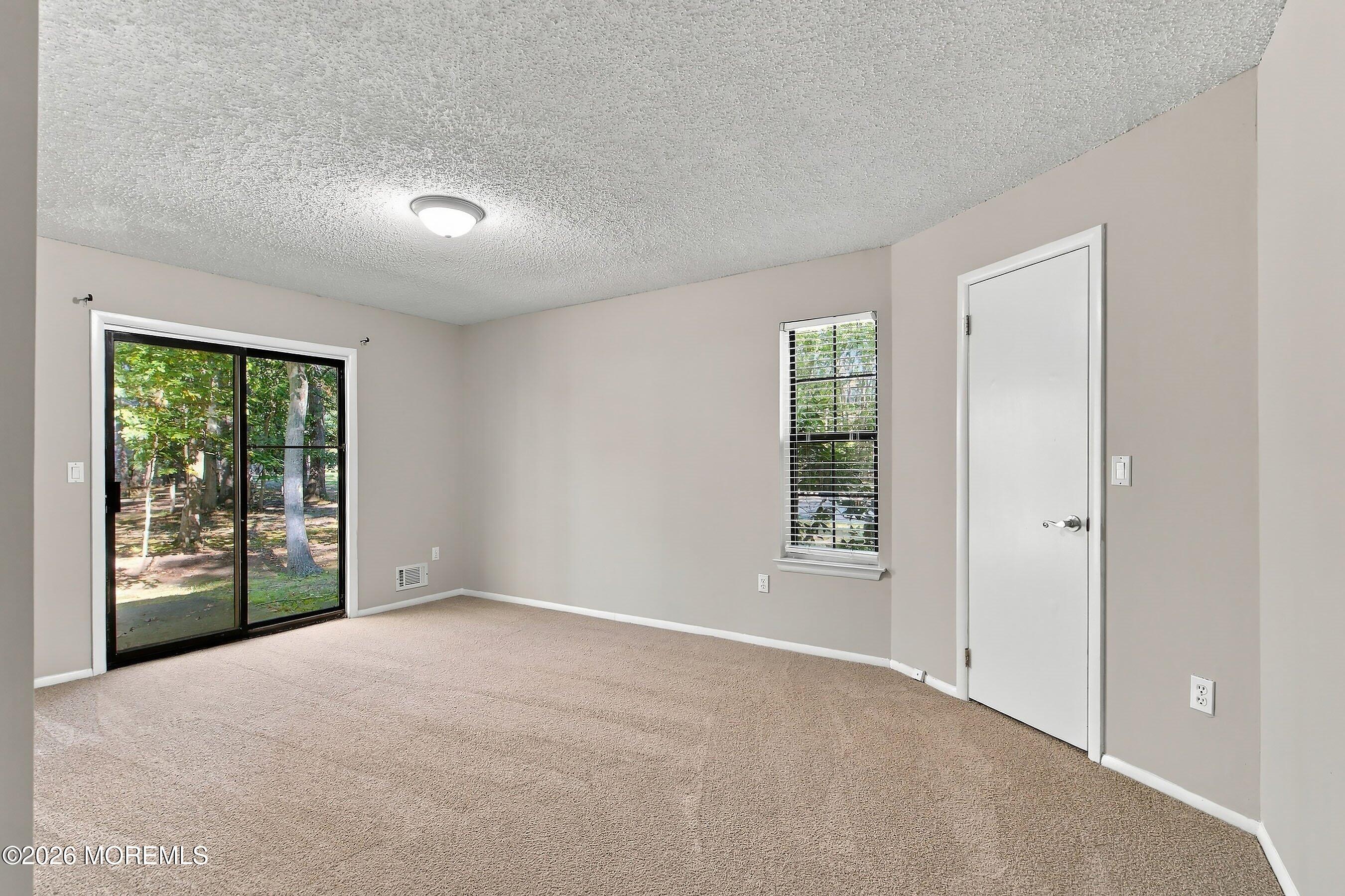 37 Azalea Circle Jackson NJ 08527
