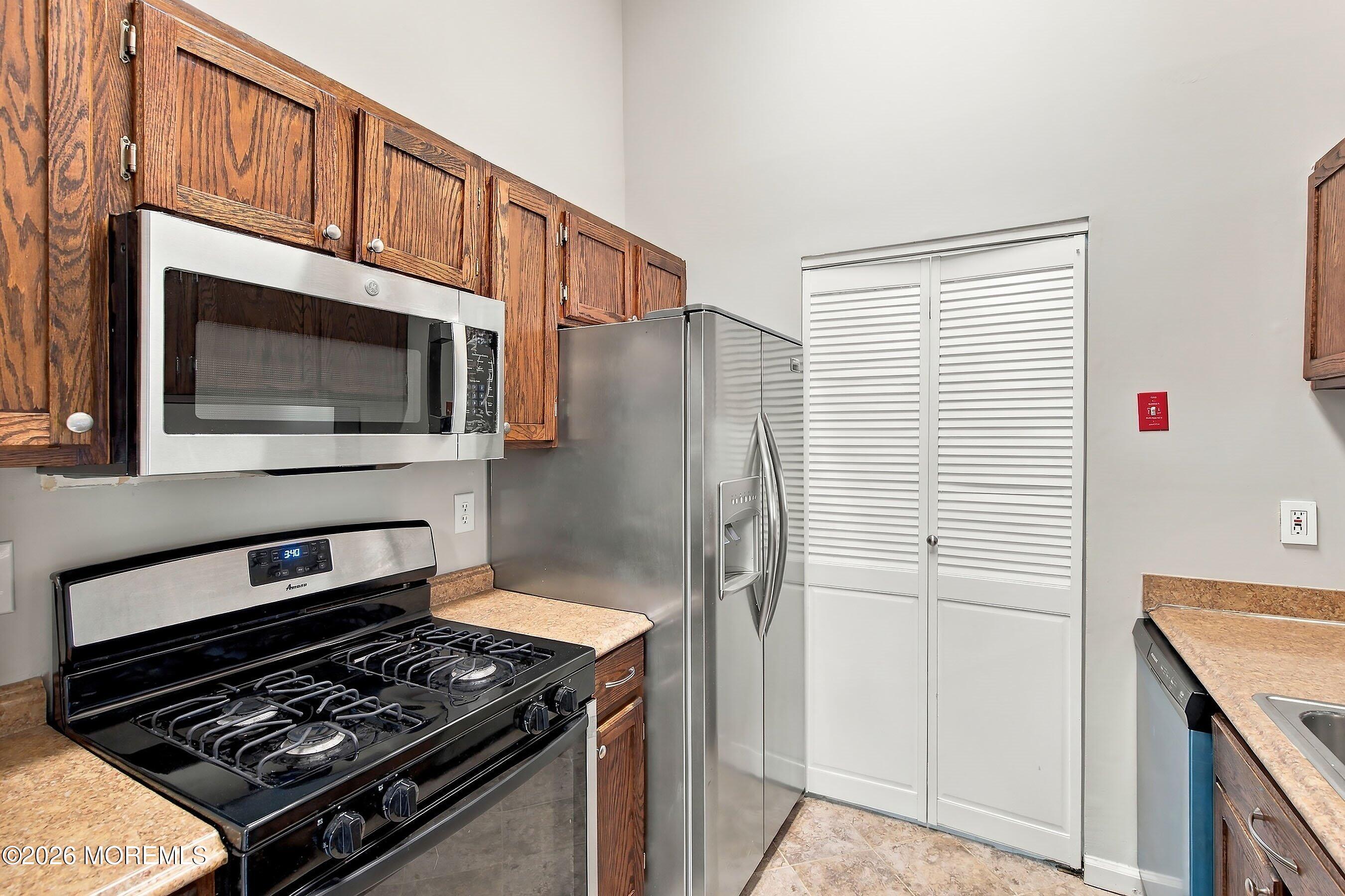 37 Azalea Circle Jackson NJ 08527
