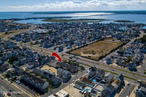 1820 Pennsylvania Avenue E Seaside Heights NJ 08751
